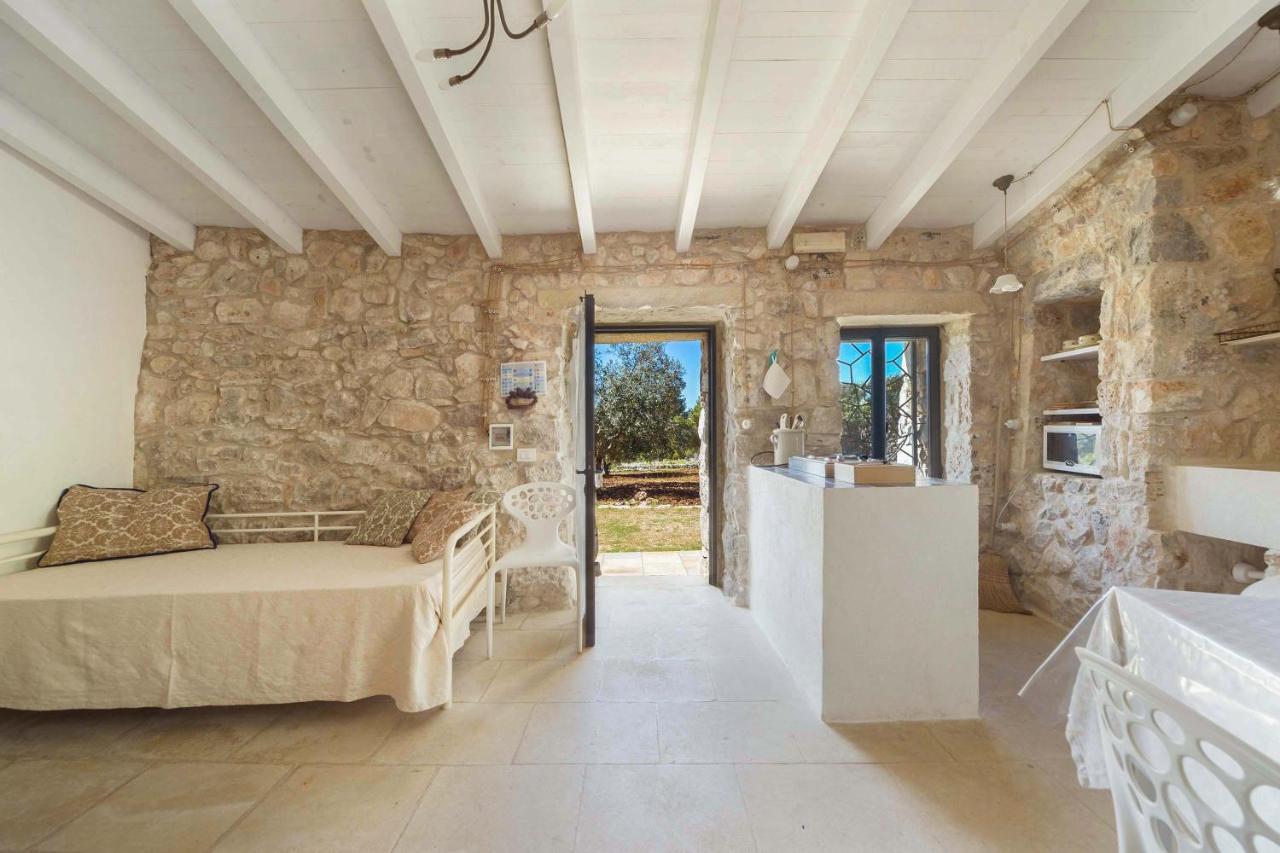 Вилла Trulli Le Scalelle Морчано-ди-Леука Экстерьер фото